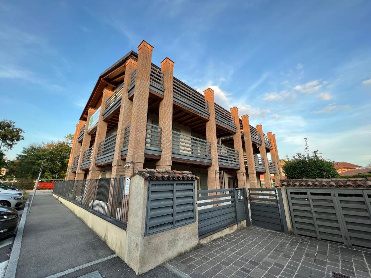 Bes Residence Bergamo Polaresco מראה חיצוני תמונה