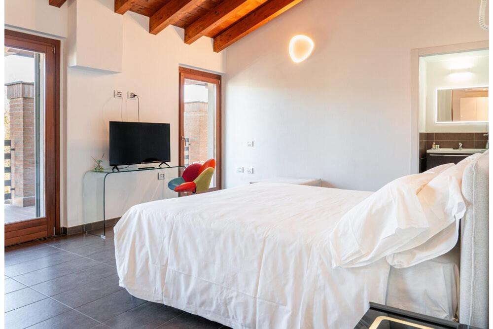 Bes Residence Bergamo Polaresco מראה חיצוני תמונה