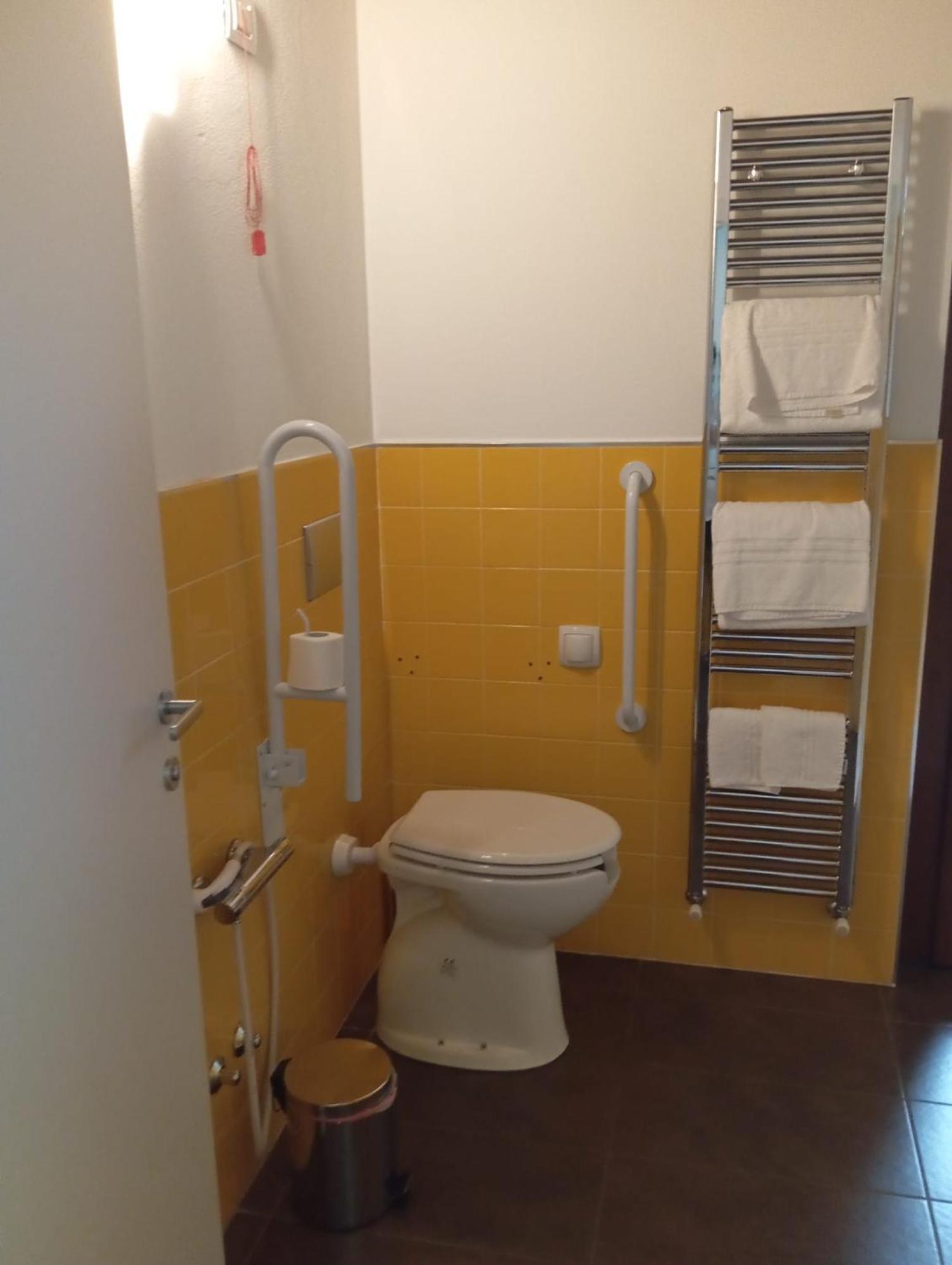 Bes Residence Bergamo Polaresco מראה חיצוני תמונה