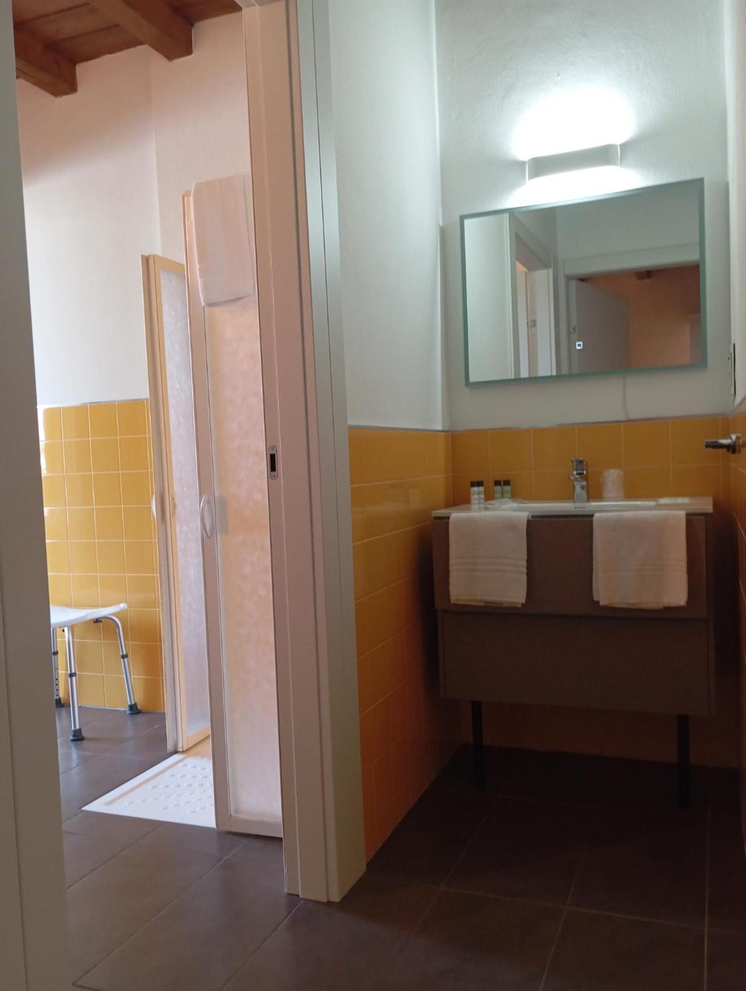 Bes Residence Bergamo Polaresco מראה חיצוני תמונה